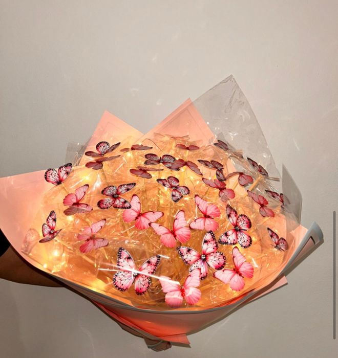 Buchete fluturi hand made cu lumini