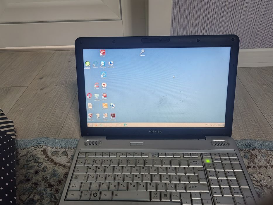 Продаётся ноутбук windows 7