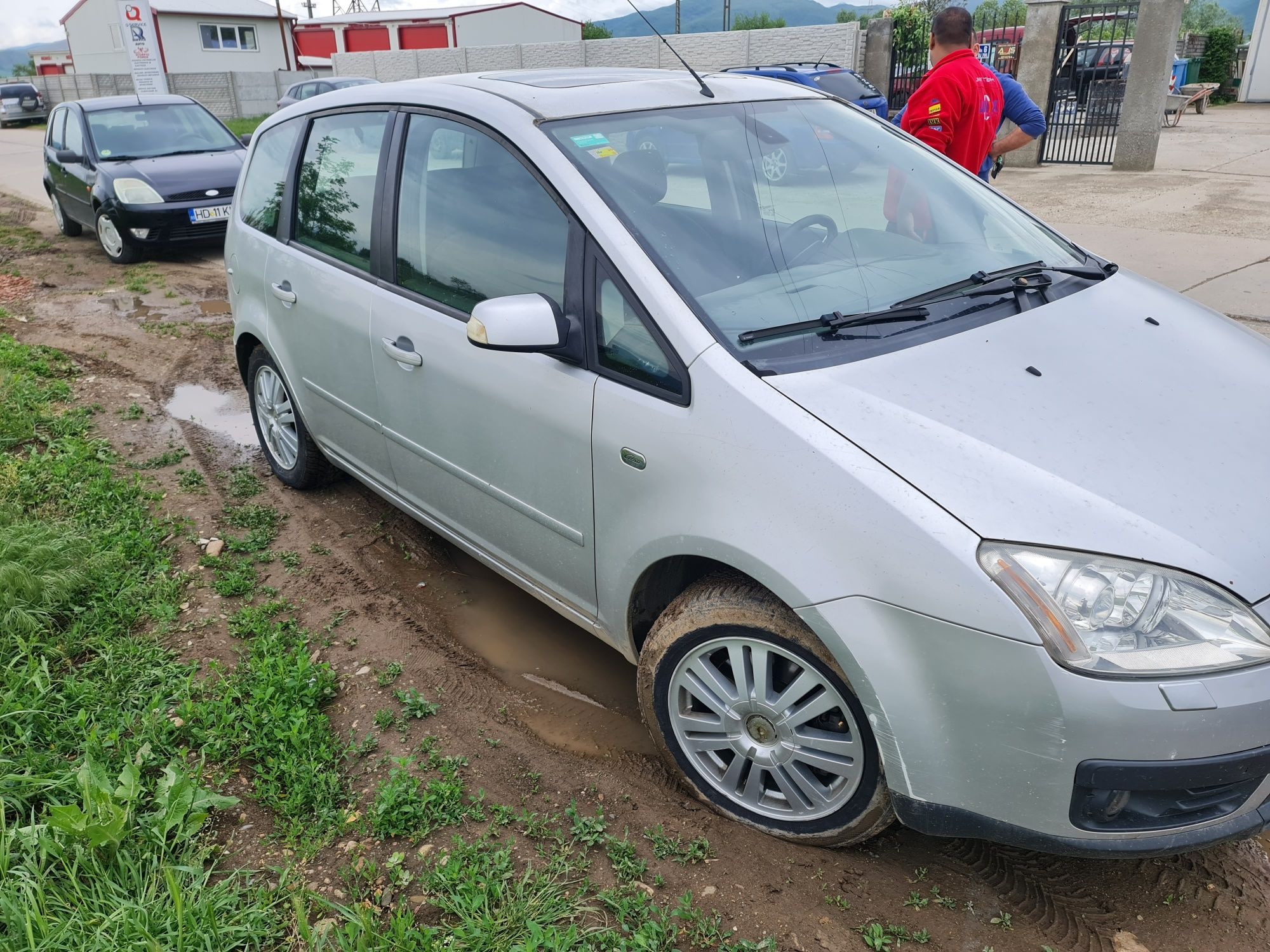 Dezmembrez   Ford Focus C-Max 2.0Tdci Ghia