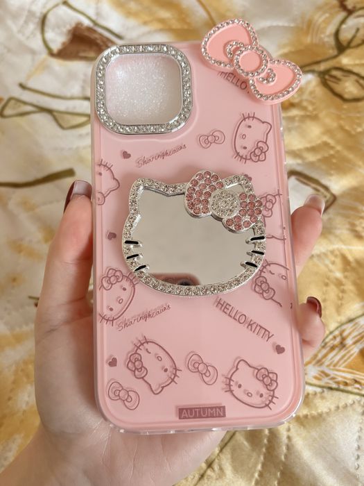 Кейс Hello Kitty за iPhone 15
