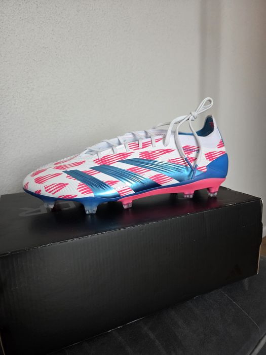 Ghete Fotbal Adidas Predator Elite FG 42