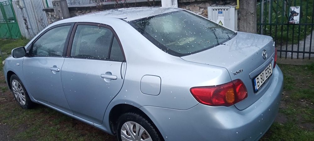 Vand Toyota Corolla ,an 2007, stare buna de functionare