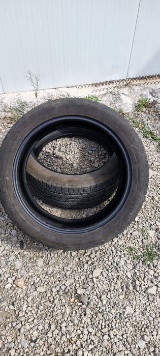 Продавам 245/45 19
