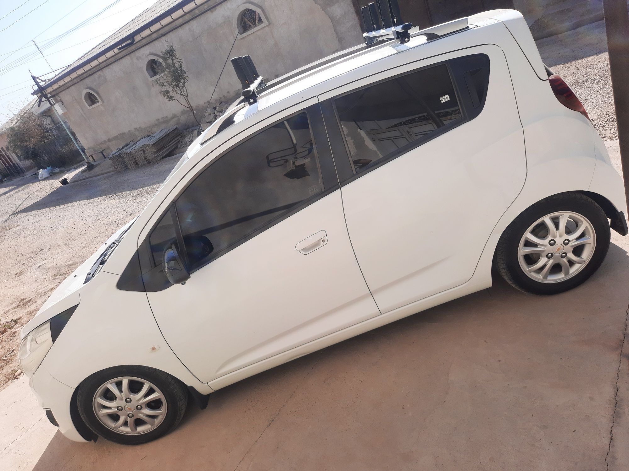 Chevrolet  Spark