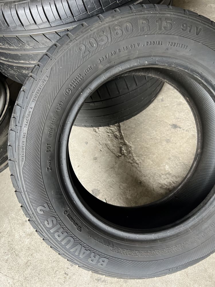 2 anvelope de vara 205/60/15 Barum 6.5 mm!