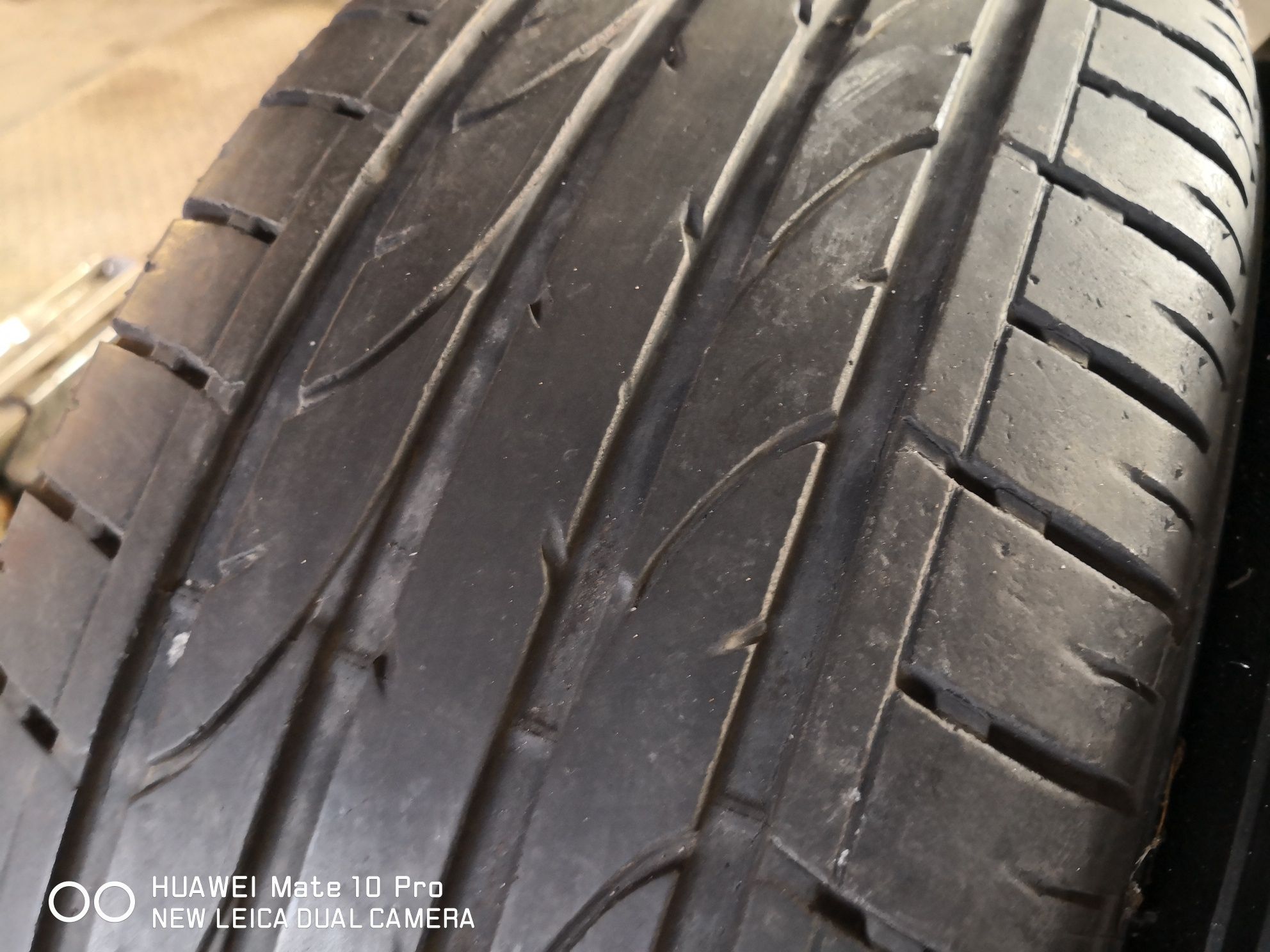 235 55 17 цола гуми Bridgestone