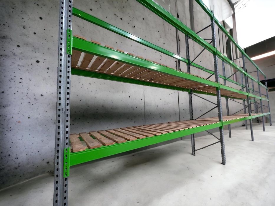 Стелажи за палета по 1400кг  4200кг на ниво