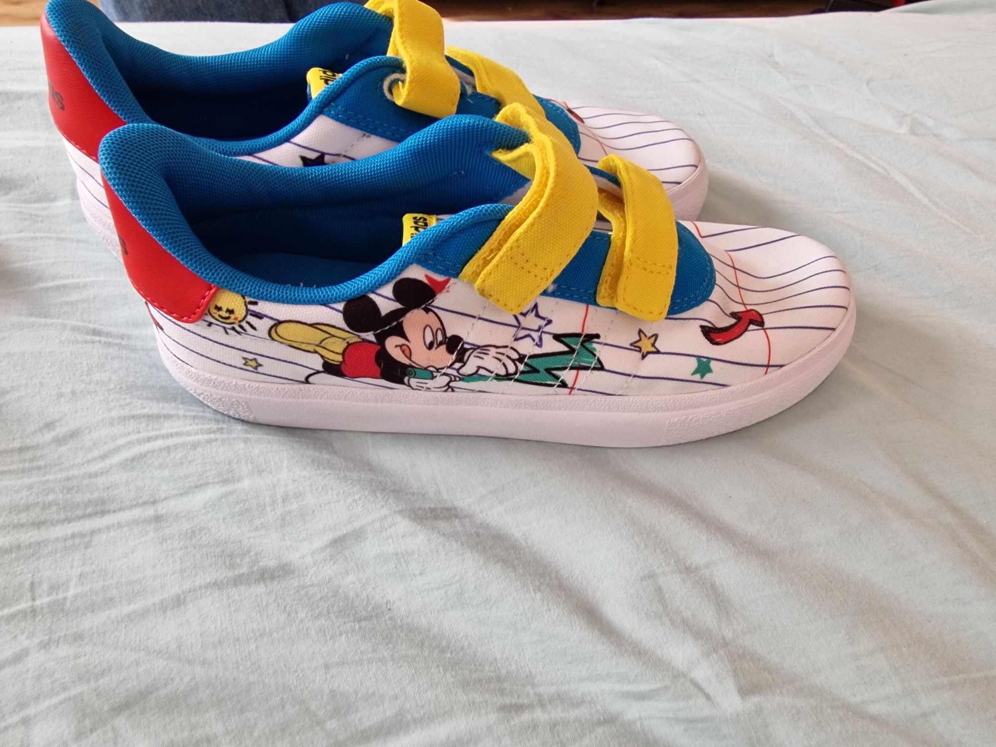 Încălțăminte Adidas Mickey 
VULC RAID3R MICKEY GY8005