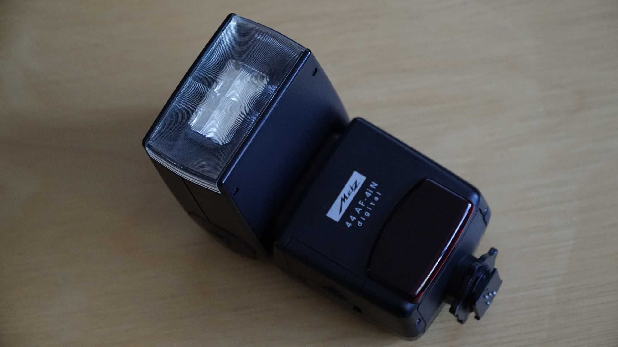 blitz Metz 44AF pentru Nikon DSLR