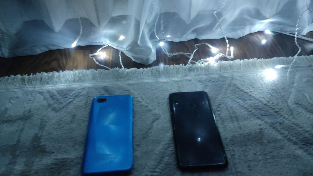 Телефоны Самсунг и оппо