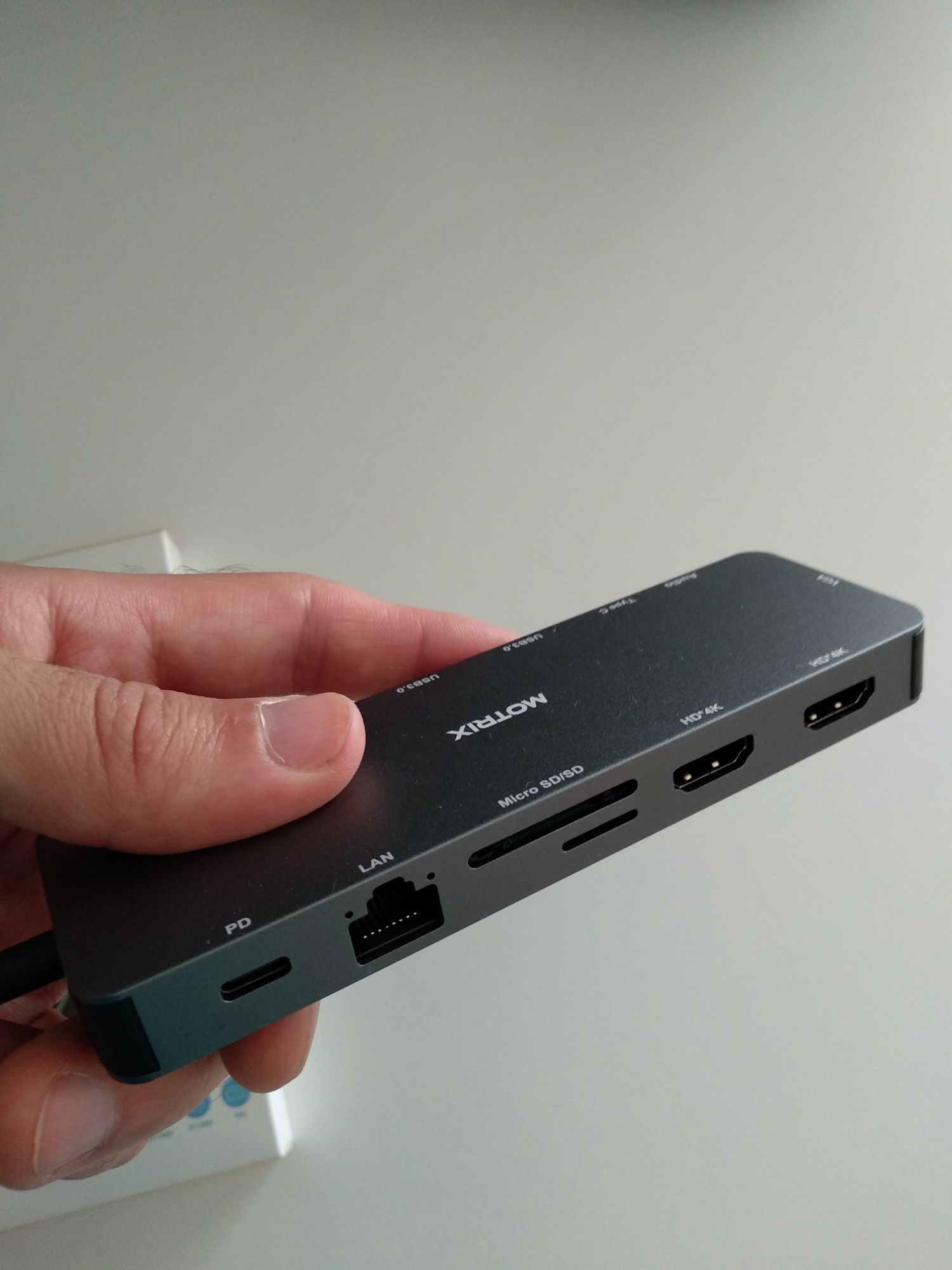 Adaptor / Hub USB C - 13 in 1.