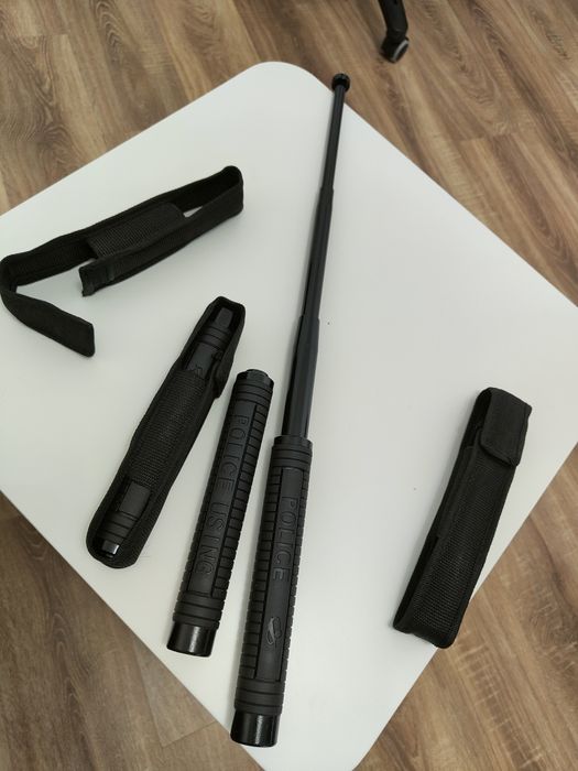 Baston Telescopic + husa ( mâner cauciuc negru , model Police 60cm)