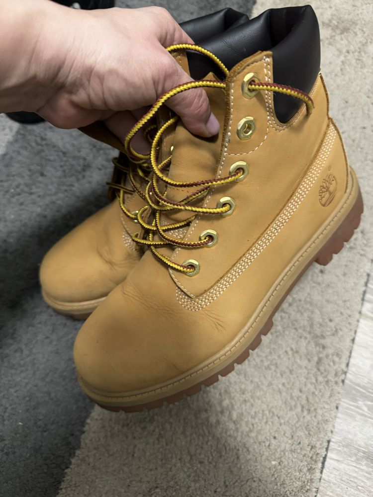 Bocanci camel Timberland 38