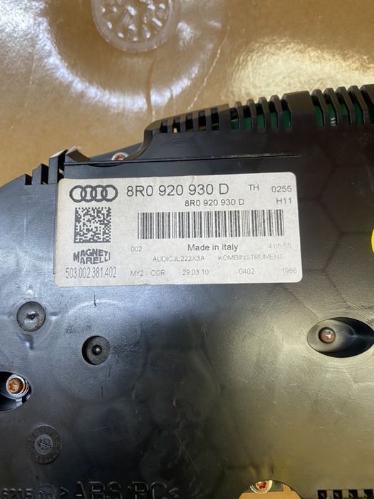 Километраж за Ауди Audi Q5 дизел 8r0920930d табло оригинал а4 б8