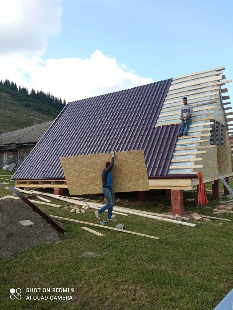 Vând construiesc cabane in forma literei A