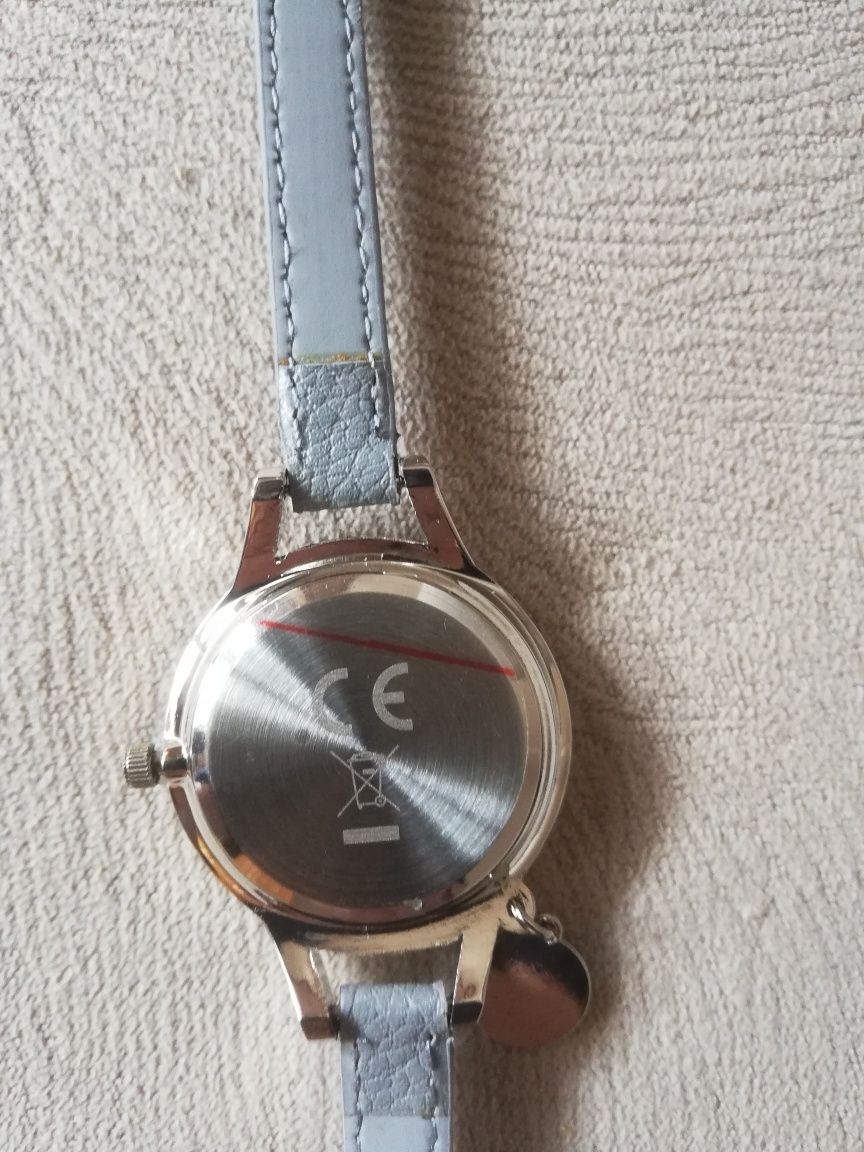 Комплект часовник и портфейл- на френски бранд за бижута-Skalli