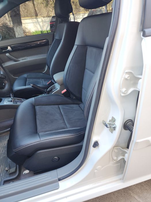 Сиденя от Mercedes 212