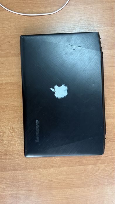 Продам бу Ноутбук хорошо работает