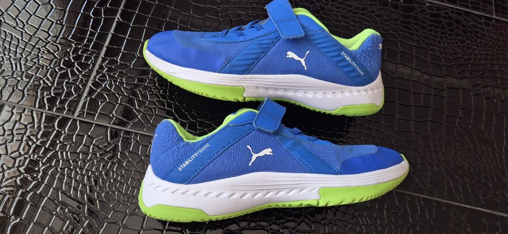 Маратонки Puma номер 38