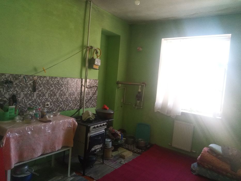 Qarshi mahalladan yangi qurilgan dom sotiladi