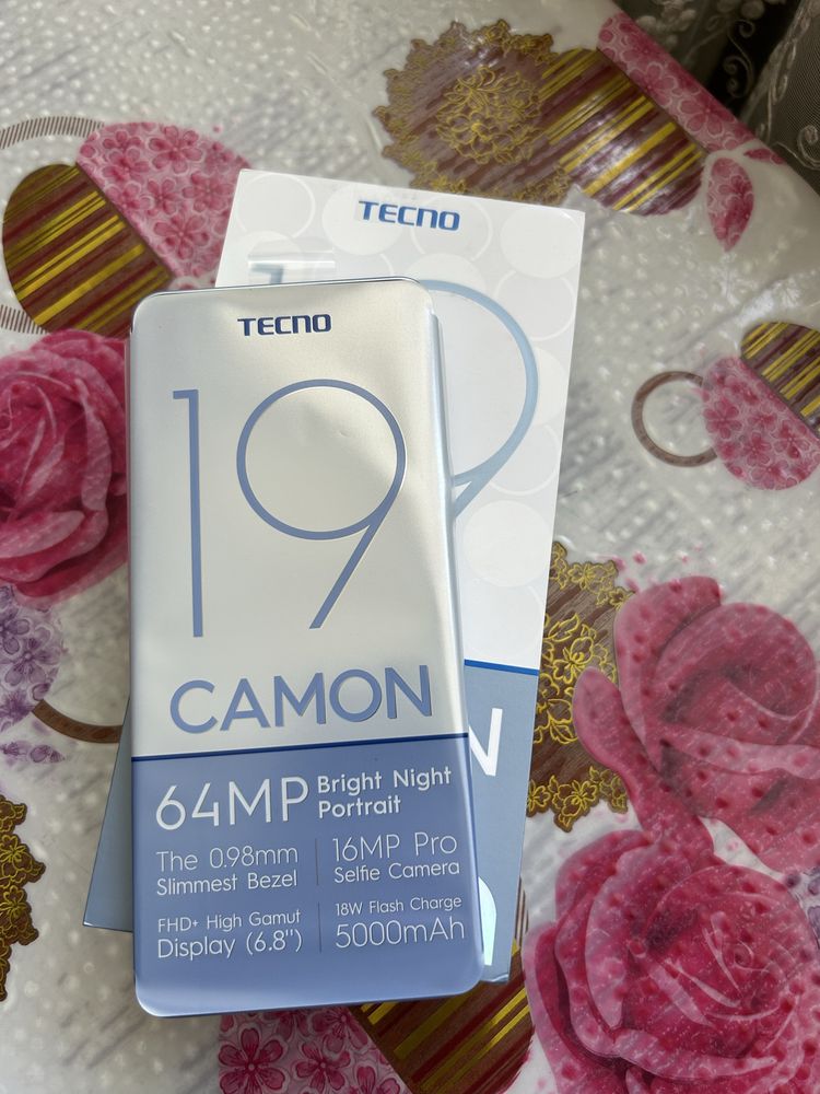 Телефон Tecno Camon 19