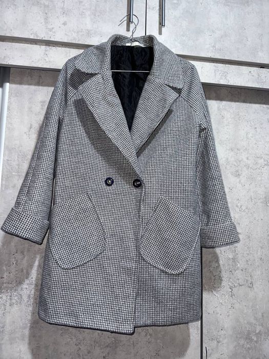 Palto Sotiladi kam kiyilgan