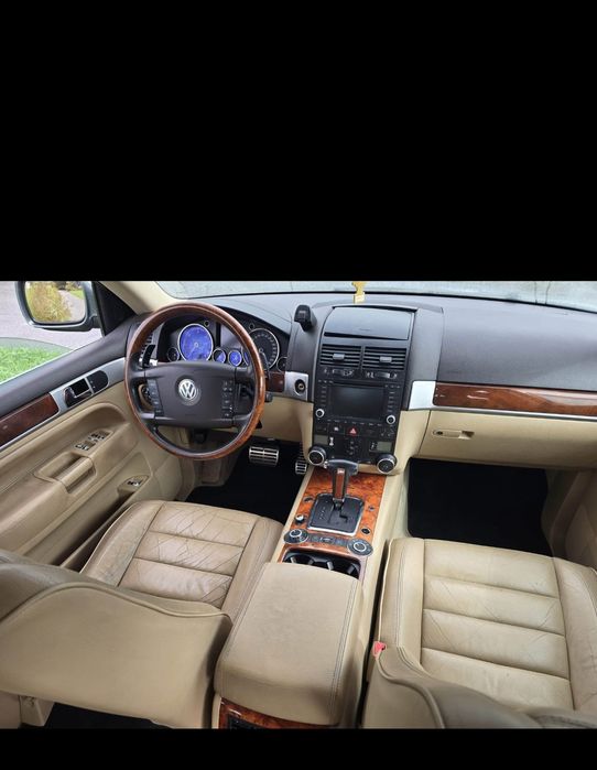 Vând VW TOUAREG urgent