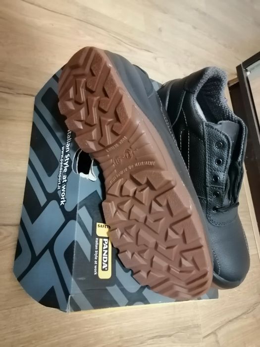 Нови ! Мъжки работни обувки 44 номер