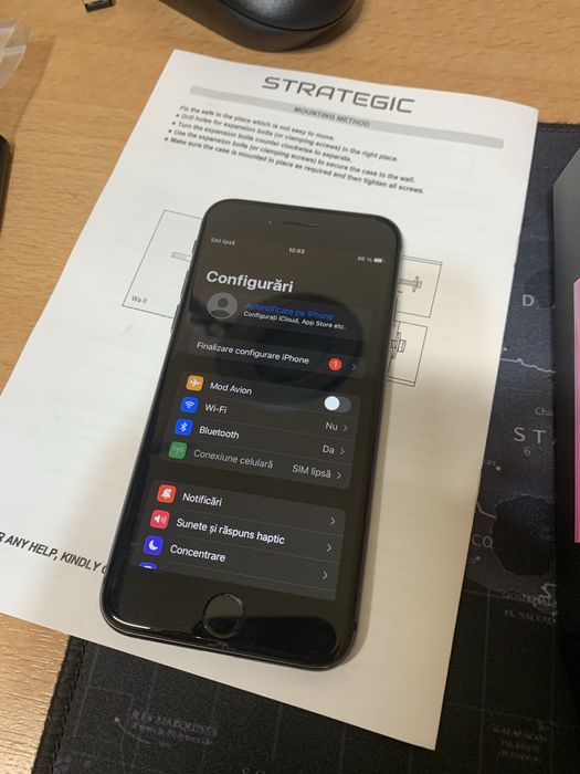 Iphone 8 64gb, baterie 87%, perfect functional