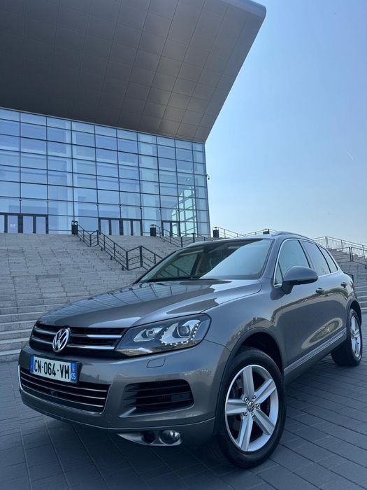 Vw Touareg/ 3.0- 245 cp/ an 2013/ pret 12999 !!