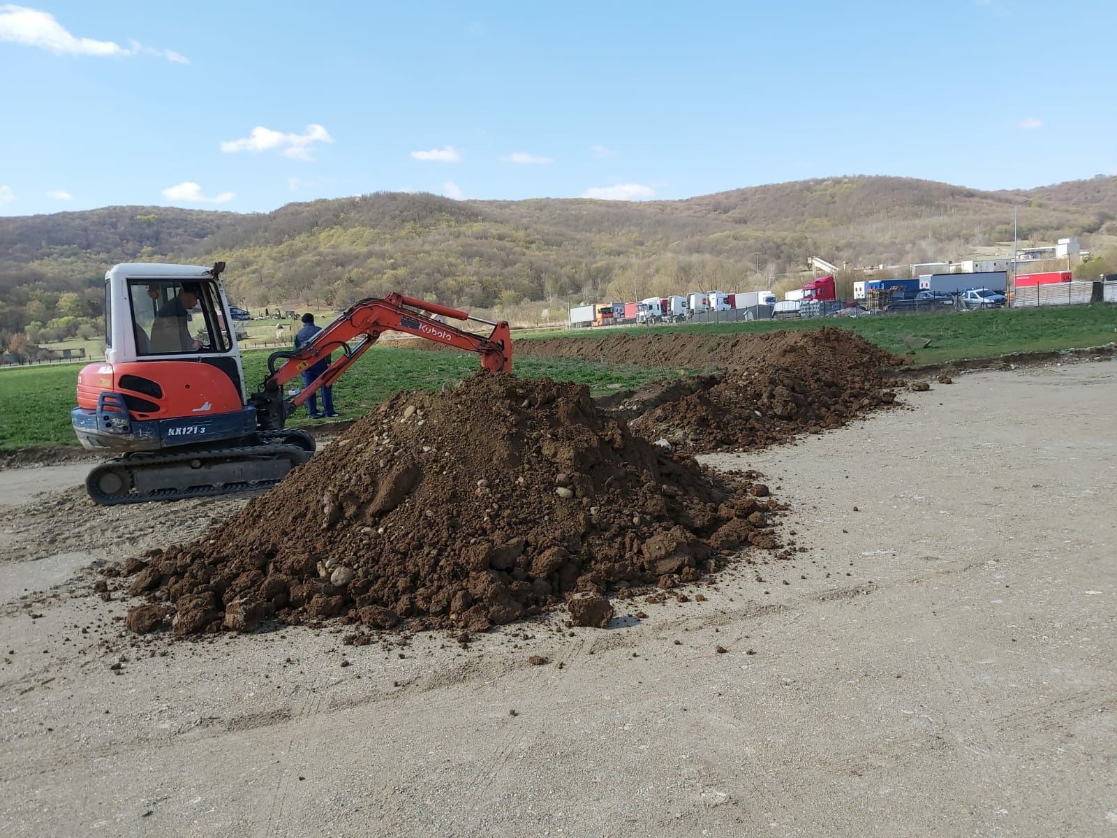 Curațam Saivane,curațam cu Excavator Takeuki fara cabina