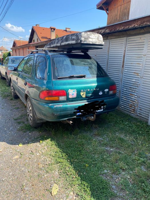 Субару импреза на части