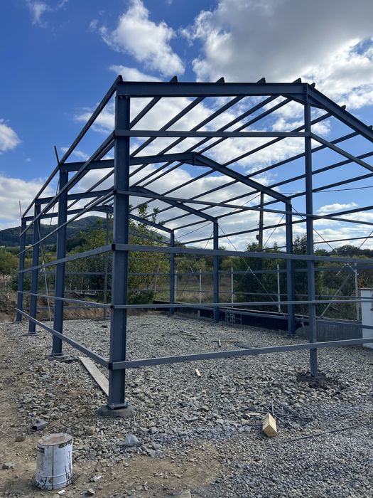 Vând hala structura metalica la pretul de 39 euro MP