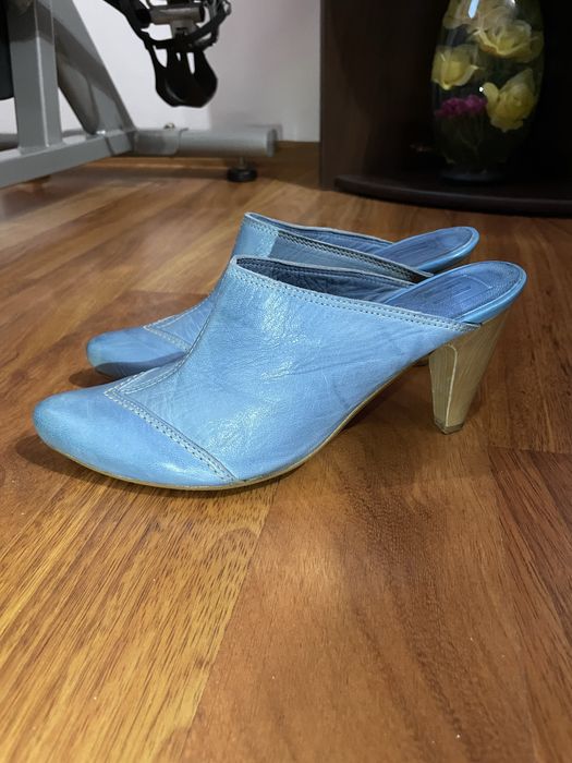 Papuci din piele naturala