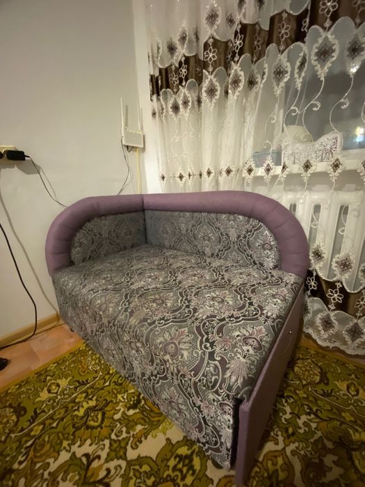 Продам подростковый диван