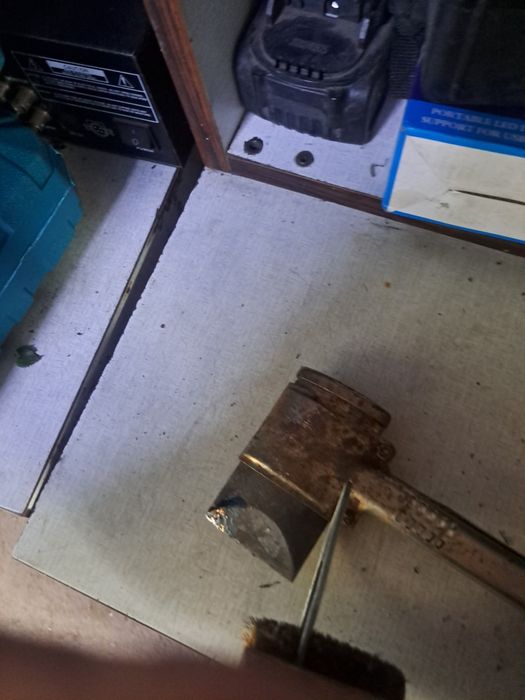 Продам  электро паяльник  СССР  в рабочее  состояние как в алматы. Оче