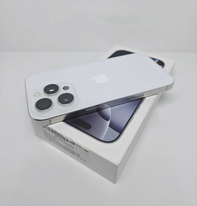 iPhone 16 Pro 256GB Titanium White