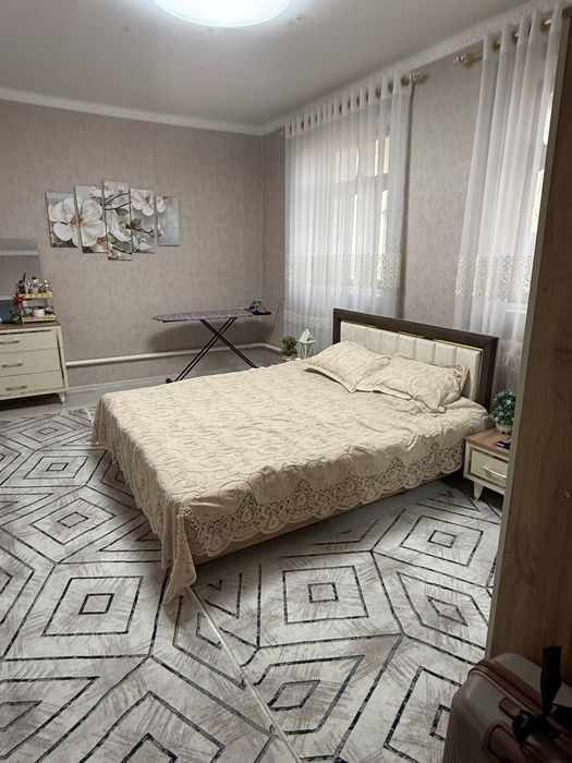 Квартира сотилади