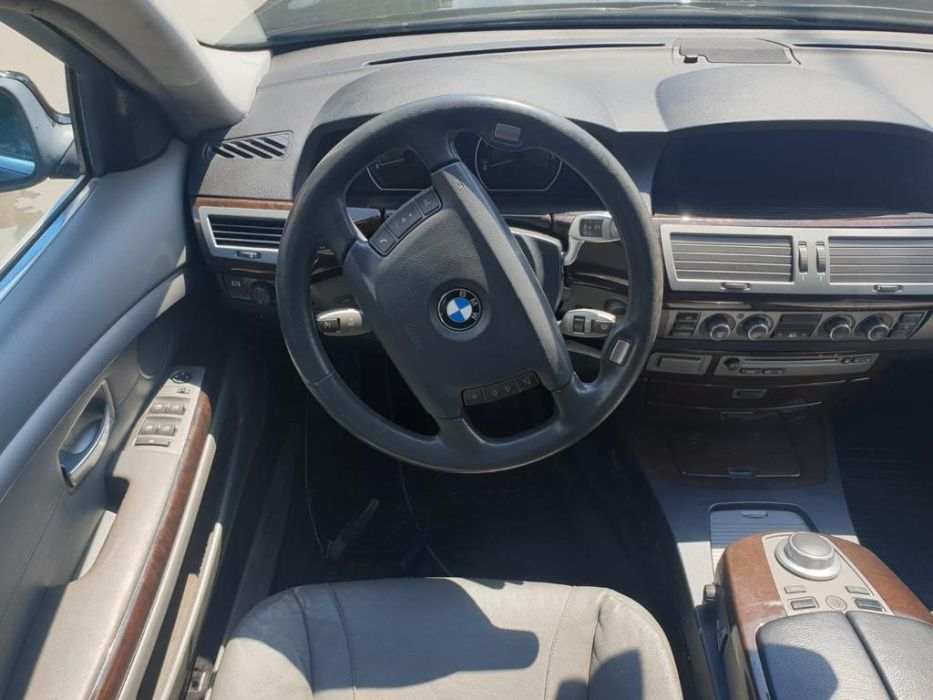 Dezmembrez bmw 730 seria 7 e65/piese bmw seria 7/bara/capota/aripa/