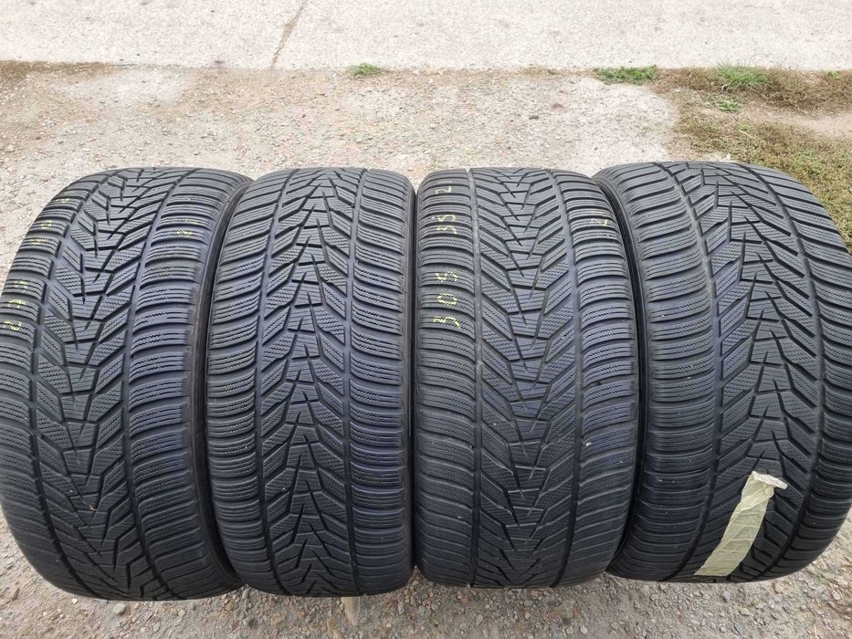 SET 4 Anvelope Iarna 275/40 R21 + 305/35 R21 HANKOOK Winter Icept EVO