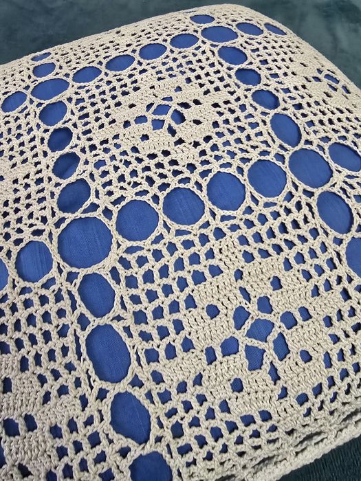 Pernuță vintage croșetată manual – model unic, lucrătură fină