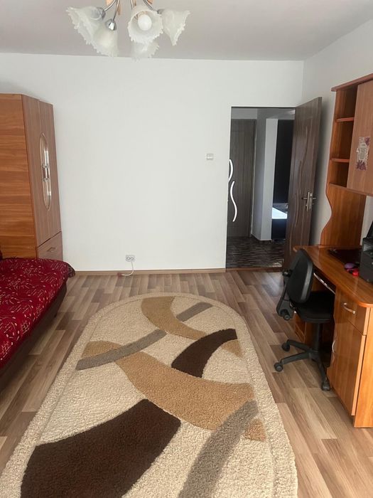 Închiriez apartament complet mobilat si utilat!