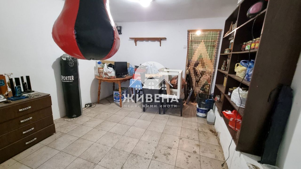Продава се Четиристаен апартамент в Варна, Чаталджа - 104 кв.м за 2106 €/кв.м - Снимка #12