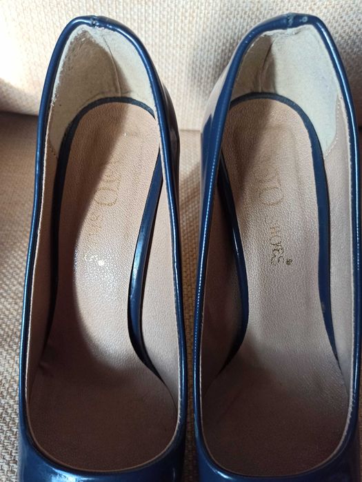 Дамски обувки на ток