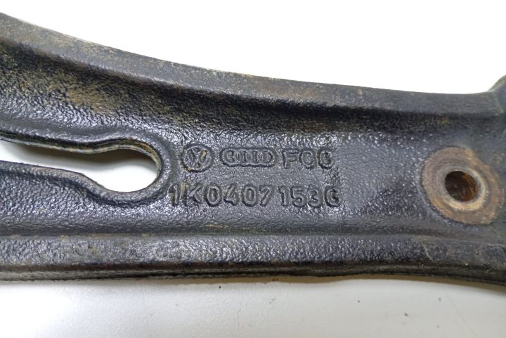 Brat  trapez dreapta fata 1K0407153G Skoda Octavia a 2-a generatie se