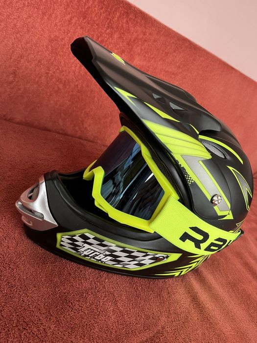 Vând cască full face