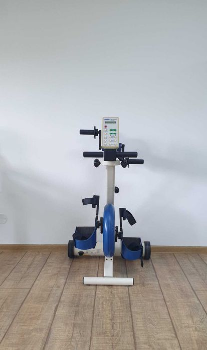 Bicicleta recuperare invalizi -Motomed Viva 1 dubla (maini + picioare)