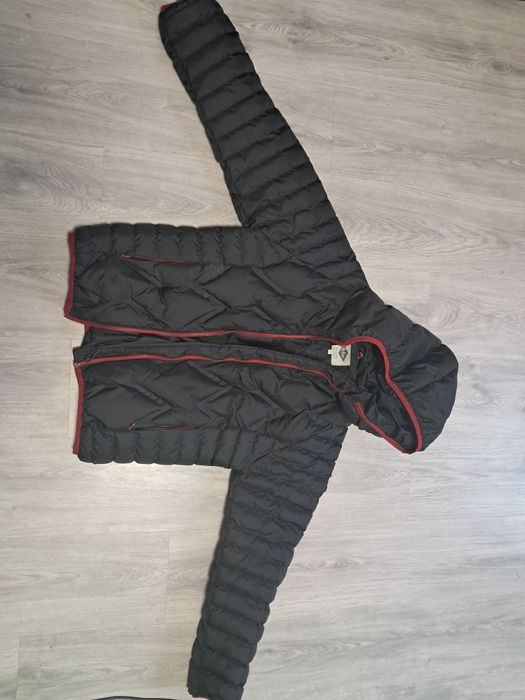 Vând Geaca Lee Cooper de dama