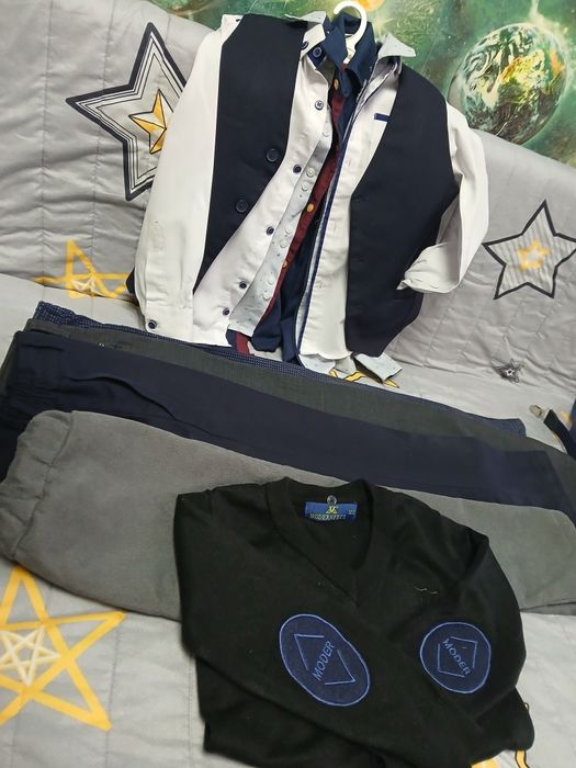 Продам пакет вещей для школы