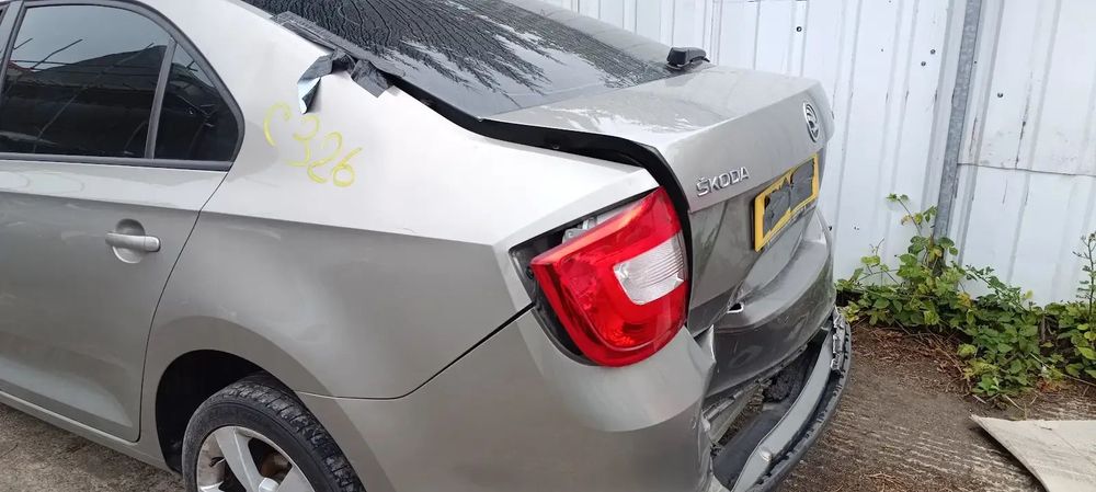 Dezmembrari / Dezmembrez Skoda Rapid 1.4 CBZB cutie viteze NBU cod culoare LF8H